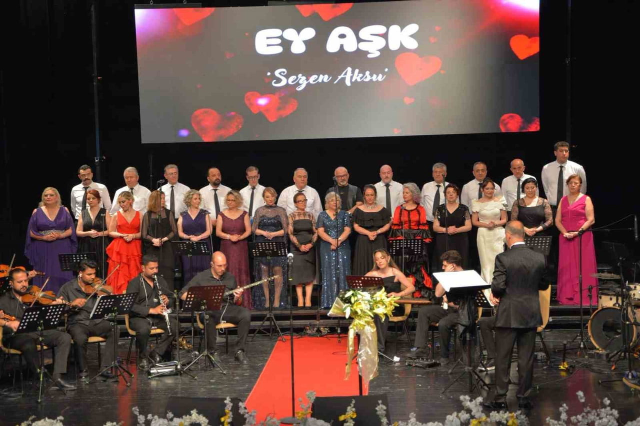 SAMSUN TARIM VE ORMAN İL MÜDÜRLÜĞÜ TARAFINDAN DÜZENLENEN "YAZ KONSERİ", MÜZİKSEVERLERİN YOĞUN...