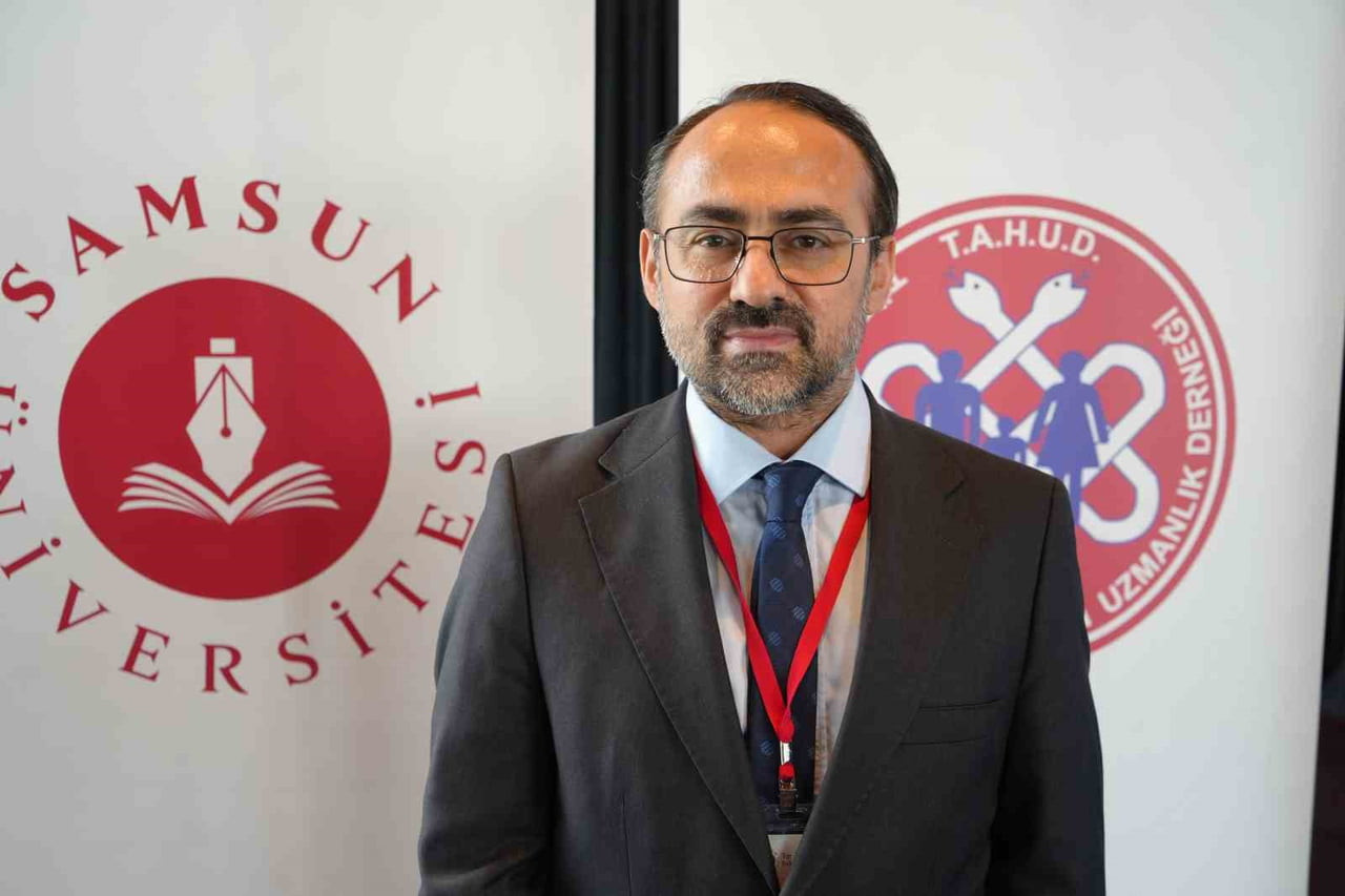 SAMSUN ÜNİVERSİTESİ AİLE HEKİMLİĞİ ANABİLİM DALI BAŞKANI VE 5. KARADENİZ AİLE HEKİMLİĞİ KONGRESİ...