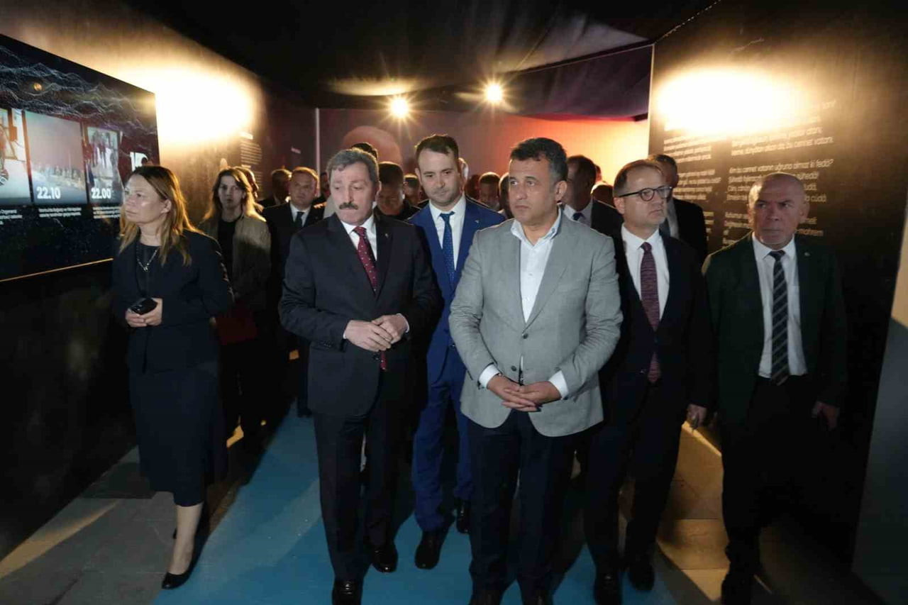 SAMSUN'DA 15 TEMMUZ DEMOKRASİ VE MİLLİ BİRLİK GÜNÜ ETKİNLİKLERİ KAPSAMINDA İSTİKLAL MEYDANI'NDA...
