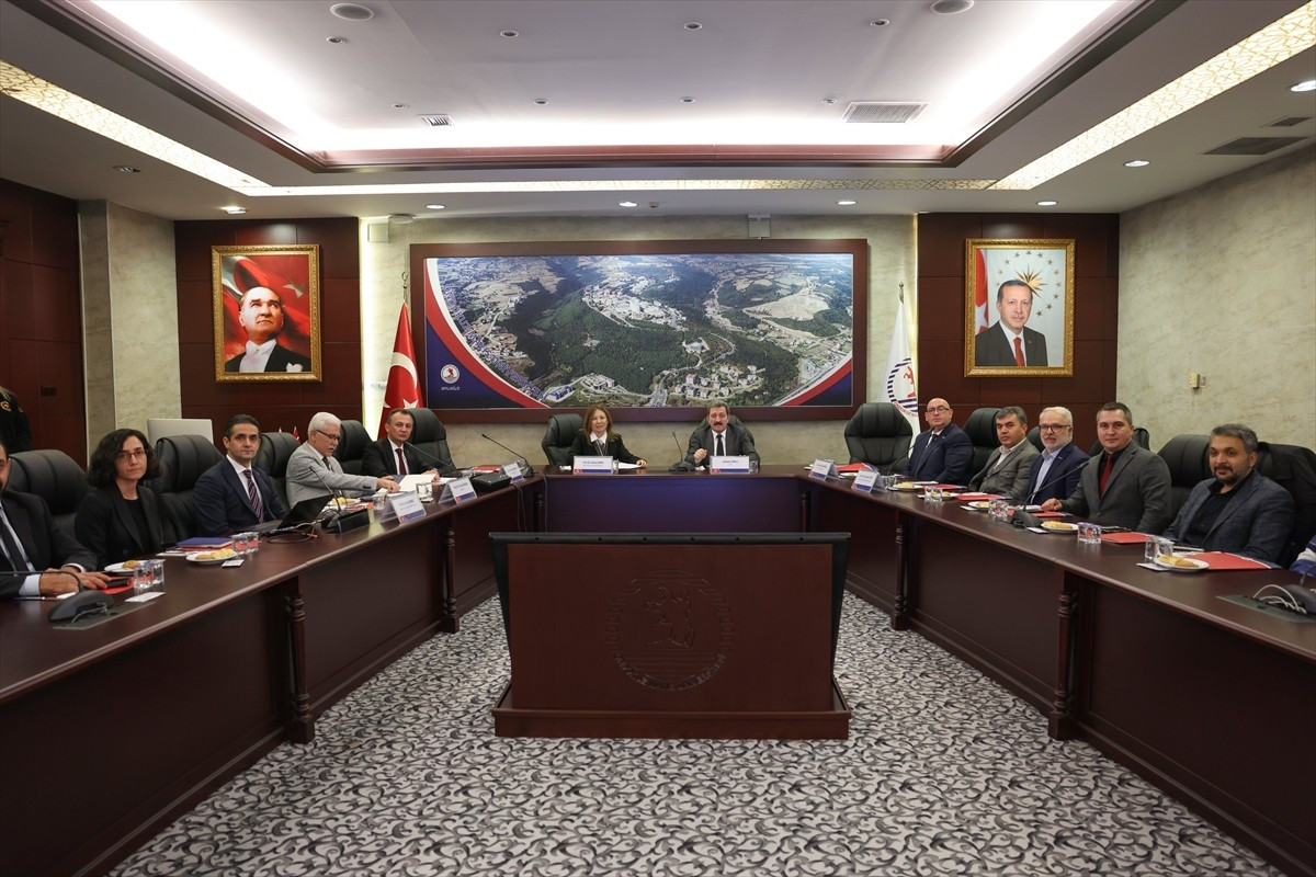 Samsun'da, cerrahi alet ve tıbbi cihaz üretimine yönelik üniversite-sanayi işbirliğinin...