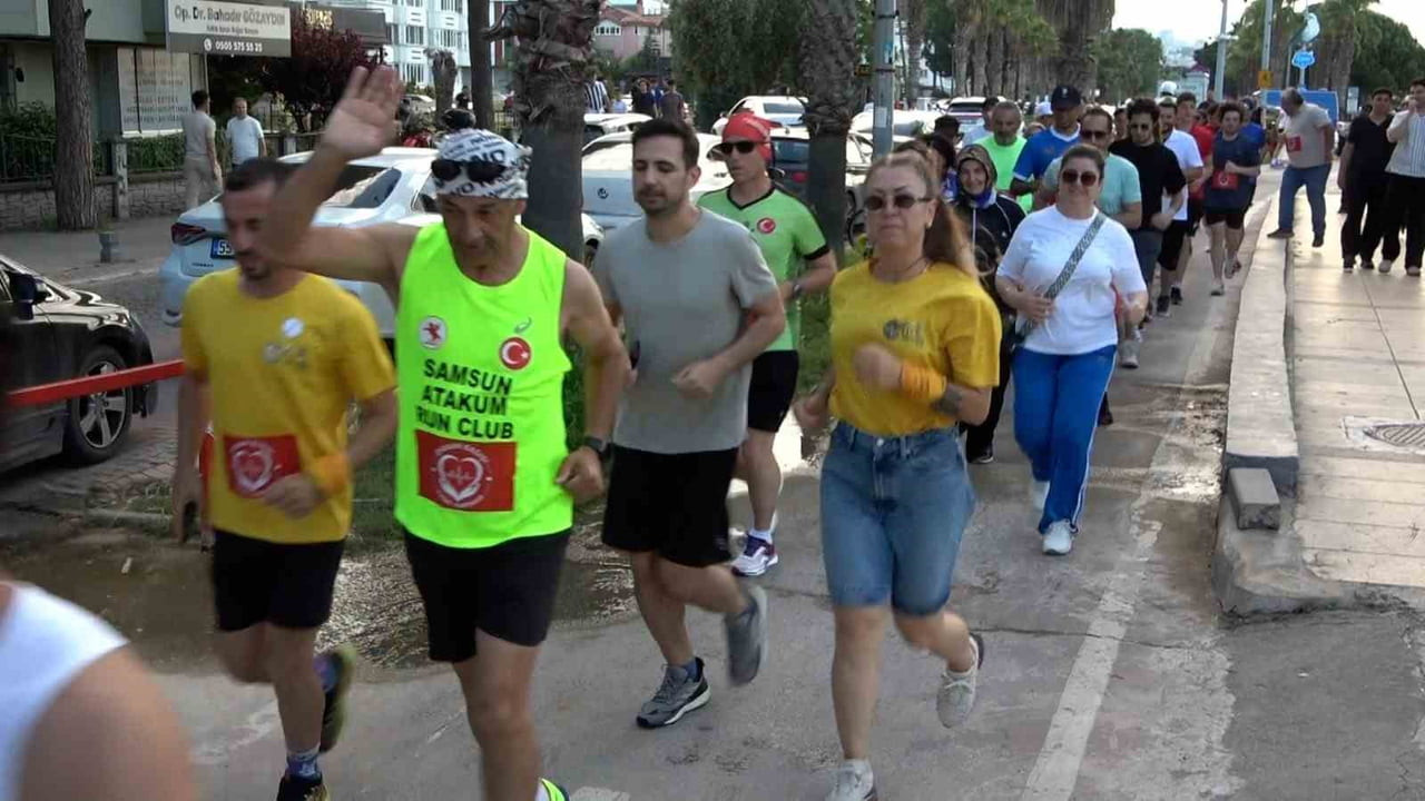 SAMSUN'DA ORGAN VE DOKU BAĞIŞININ ÖNEMİNE DİKKAT ÇEKMEK AMACIYLA FARKINDALIK KOŞUSU...
