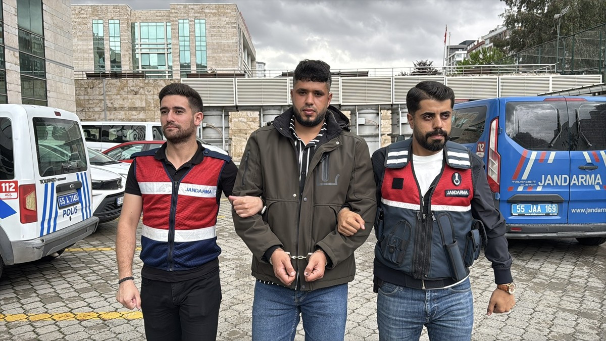 Samsun'da terör örgütü DEAŞ'a yönelik operasyonda 1 şüpheli gözaltına alındı.