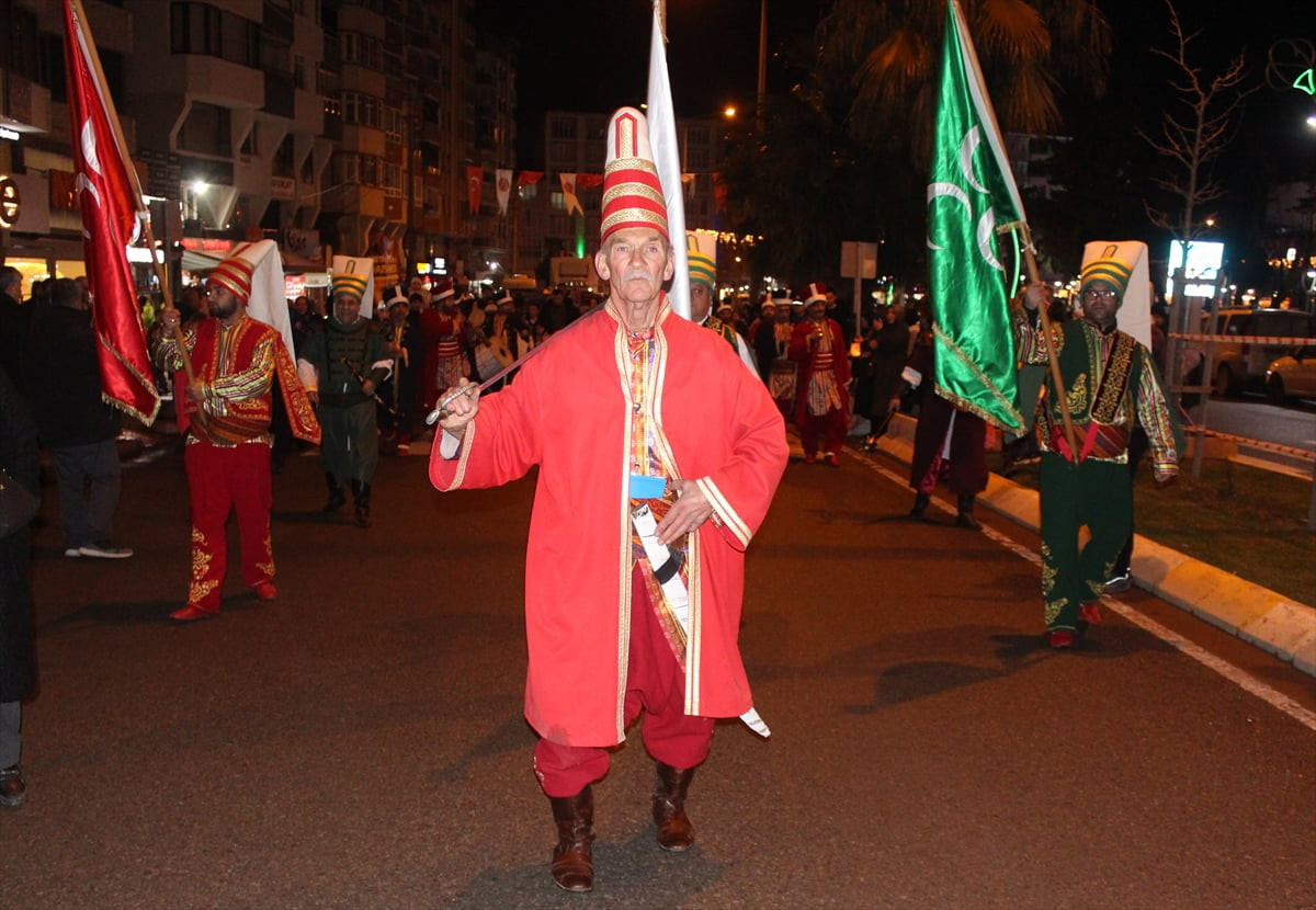 Samsun'un Bafra ilçesinde her yıl ramazan ayının ortasında düzenlenen geleneksel "Sele Sepet Top...