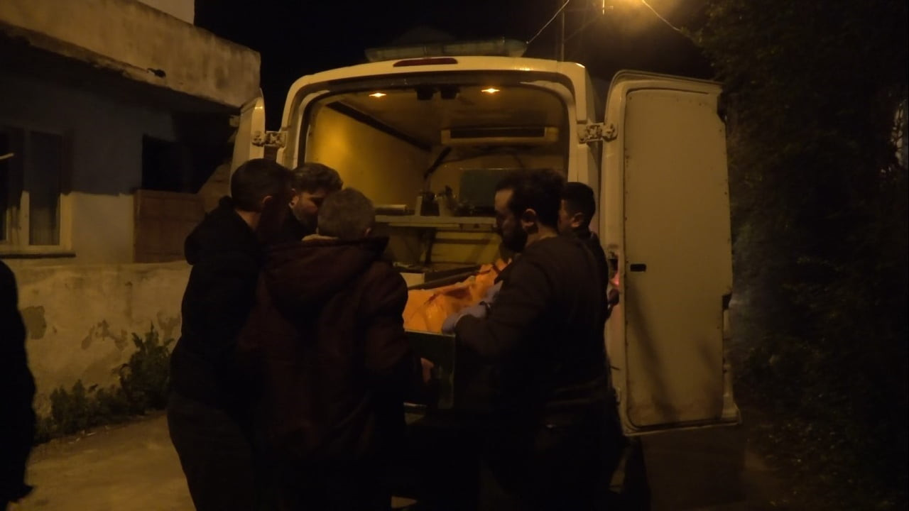 SAMSUN'UN BAFRA İLÇESİNDE POMPALI TÜFEKLE VURULAN KİŞİ HAYATINI KAYBETTİ.