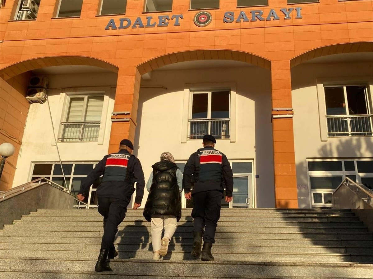 Samsun'un Çarşamba ilçesinde, Fetullahçı Terör Örgütü (FETÖ) üyeliğinden hüküm giyen kişi...