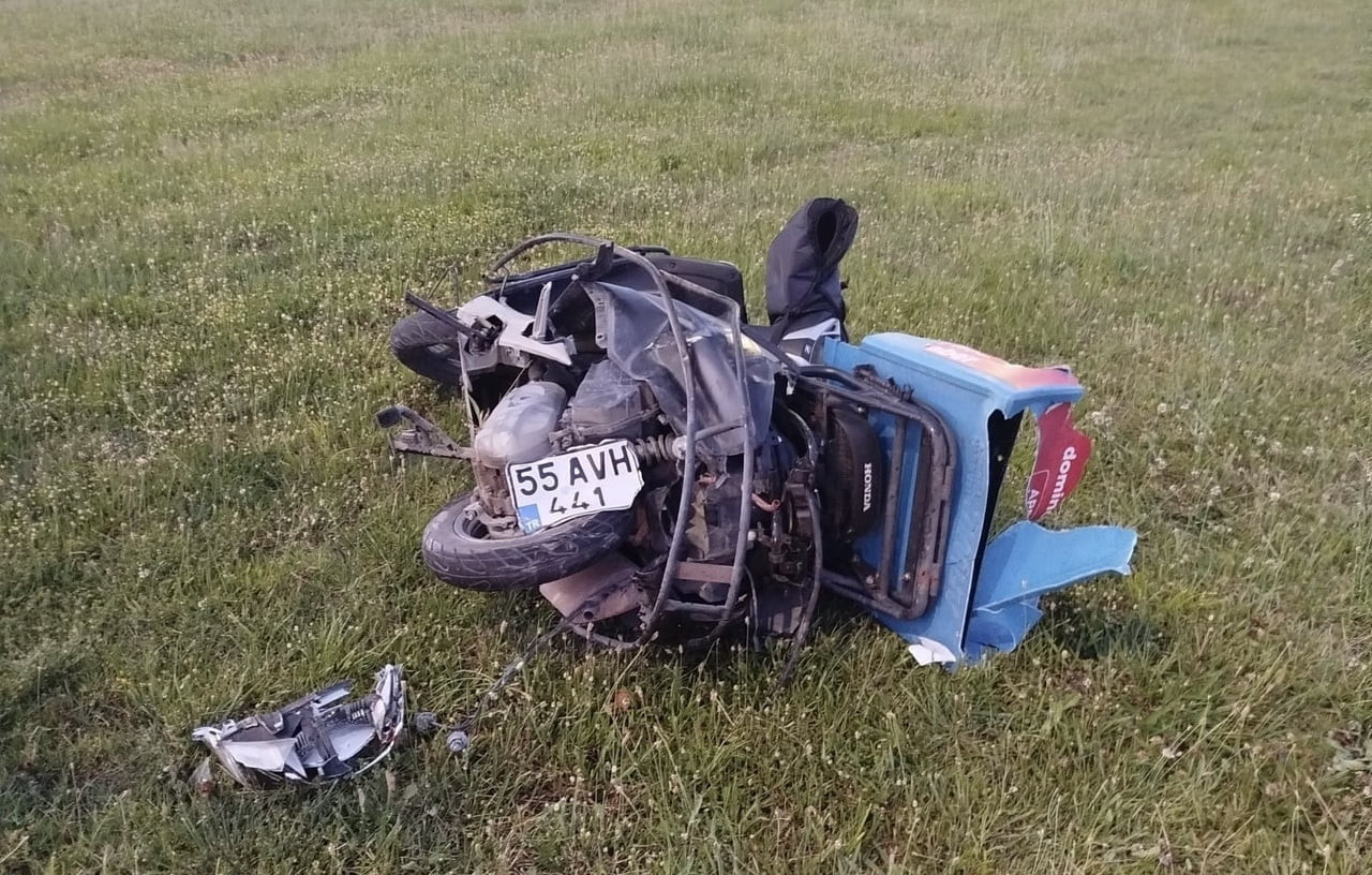SAMSUN'UN ÇARŞAMBA İLÇESİNDE KAMYONET İLE MOTOSİKLETİN KARIŞTIĞI TRAFİK KAZASINDA AĞIR YARALANAN...