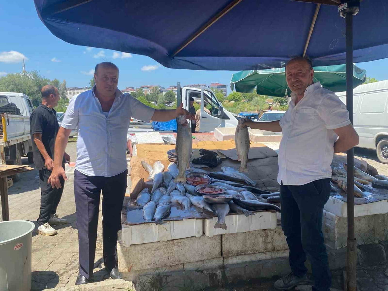 SAMSUN'UN ÇARŞAMBA İLÇESİNDE YAŞAYAN 54 YAŞINDAKİ İKİZ KARDEŞLER İSA VE MUSA ÇAKIR, 40 YILI AŞKIN...