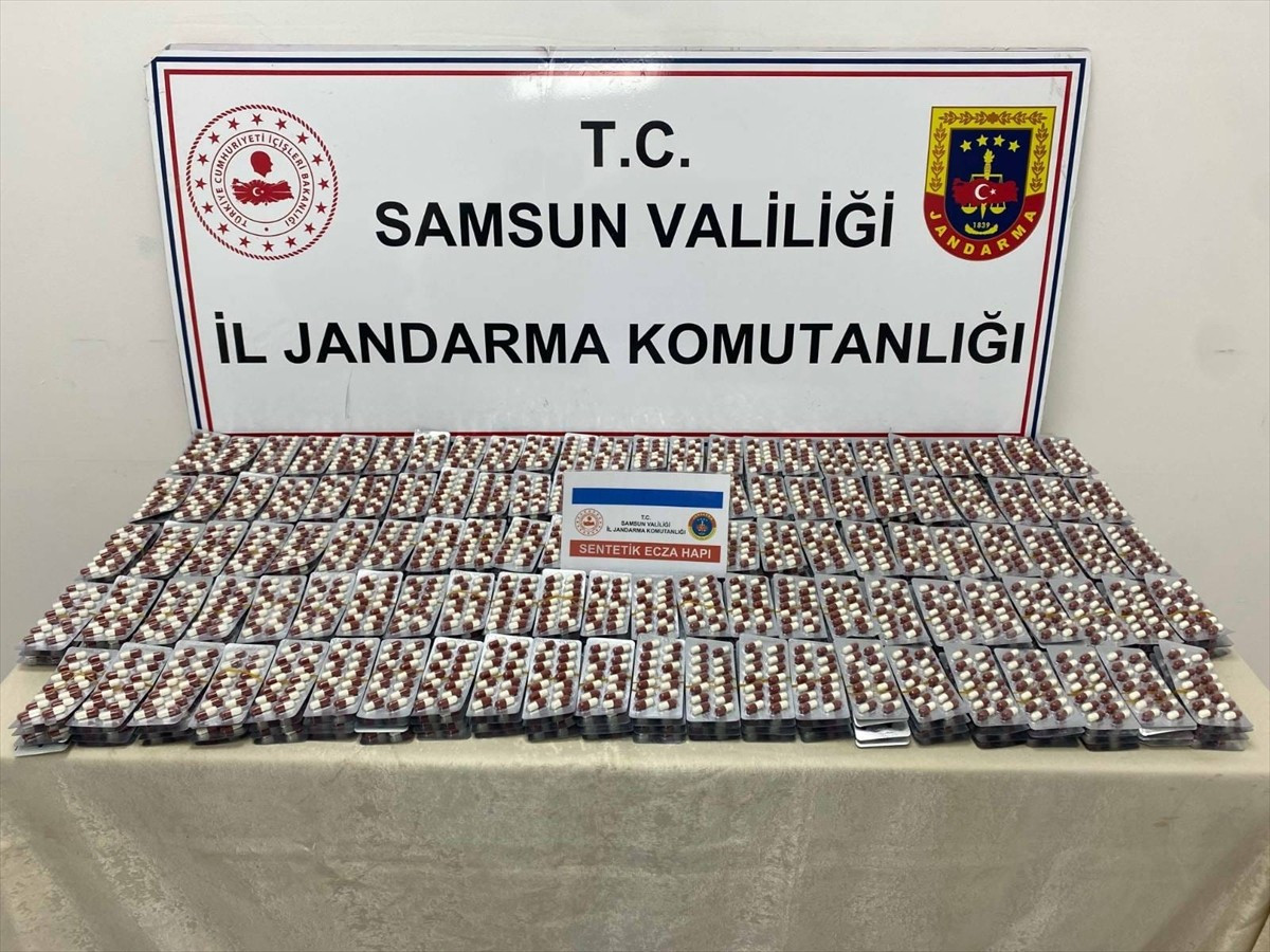 Samsun'un İlkadım ilçesinde 6 bin 621 uyuşturucu hap ele geçirildi, 1 zanlı yakalandı.