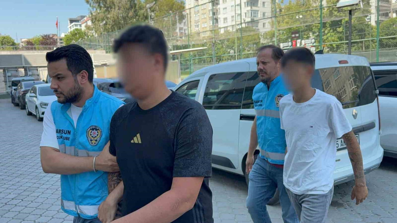 SAMSUN’DA BİR BÜFEYİ KUNDAKLADIKLARI İDDİA EDİLEN 2 ÇOCUK, POLİS TARAFINDAN GÖZALTINA...