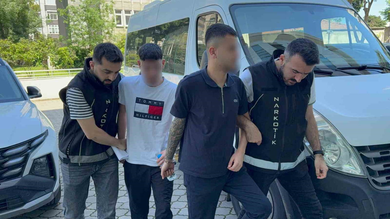 SAMSUN’DA NARKOTİK EKİPLERİNCE ATAKUM VE İLKADIM İLÇELERİNDE DÜZENLENEN 3 AYRI UYUŞTURUCU...