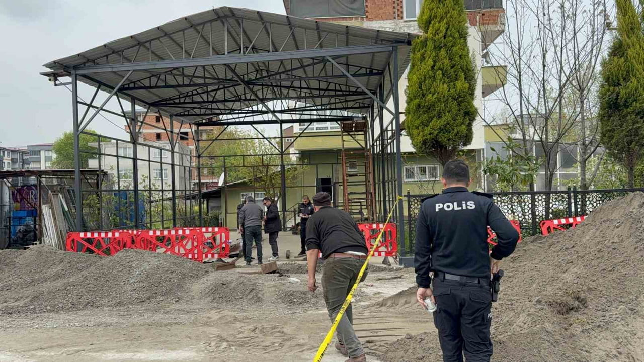 SAMSUN’DA " KAZIĞIMI NİYE ALDIN" TARTIŞMASININ KAVGAYA DÖNÜŞMESİ ÜZERİNE 2 KİŞİ TÜFEKLE VURULARAK...