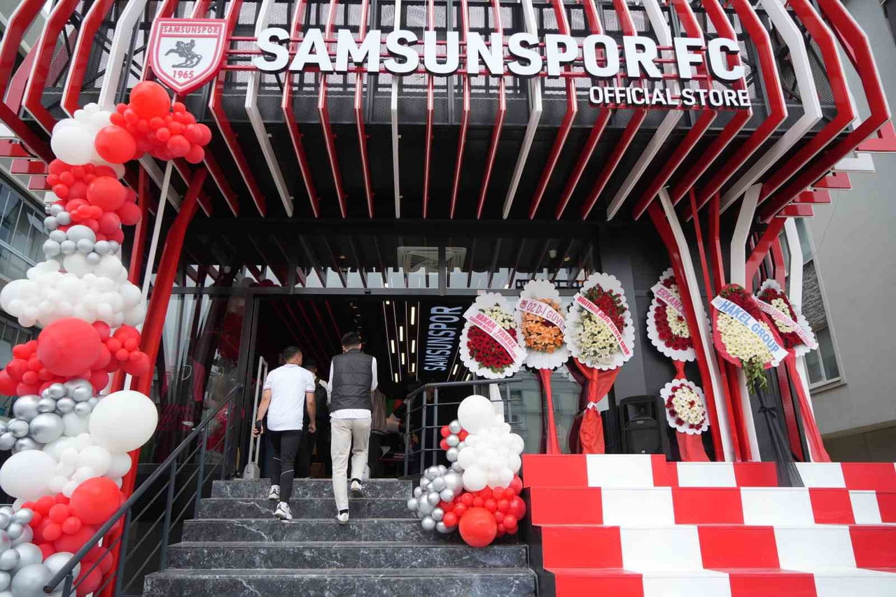 SAMSUNSPOR TARAFINDAN ATAKUM’DA YAPIMI TAMAMLANAN YENİ SAMSUNSPOR FC STORE MAĞAZASININ AÇILIŞI...