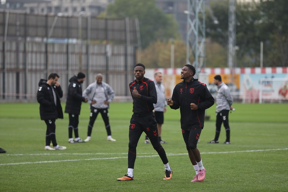 Samsunspor, UEFA Konferans Ligi'nin 2. haftasında Ukrayna temsilcisi Dinamo Kiev ile sahasında...