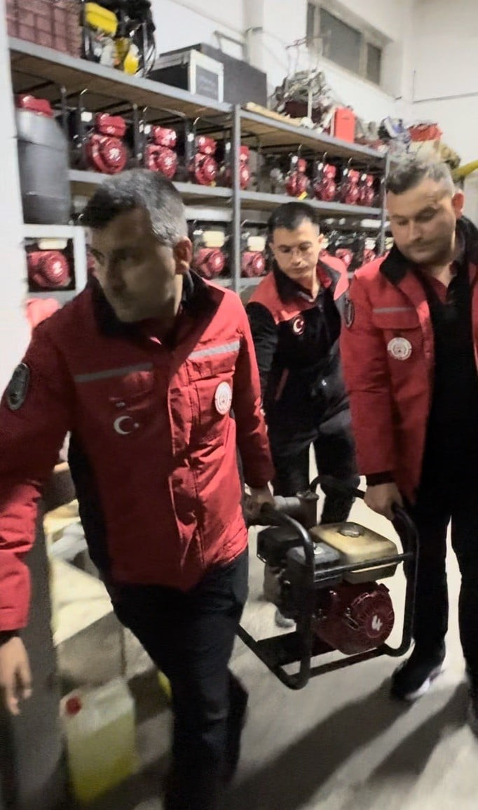 SAMSUN’UN HAVZA İLÇESİNDE ETKİLİ OLAN ŞİDDETLİ SAĞANAK YAĞIŞIN ARDINDAN MEYDANA GELEN SEL FELAKETİ...