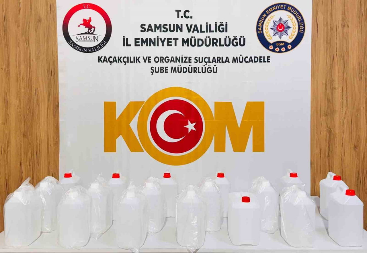 SAMSUN’UN İLKADIM İLÇESİNDE POLİS EKİPLERİNCE DÜZENLENEN KAÇAK ALKOL OPERASYONUNDA 90 LİTRE ETİL...