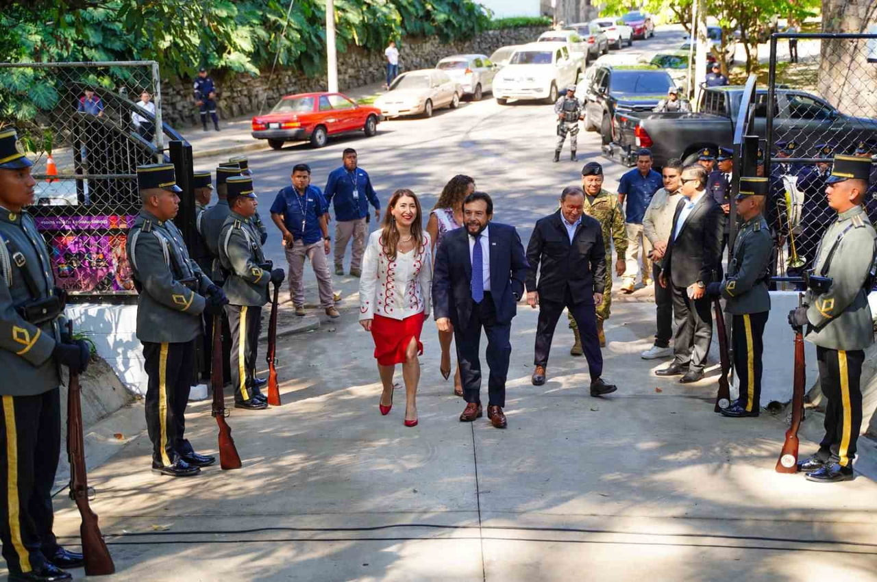 SAN SALVADOR (İHA) - EL SALVADOR’UN BAŞKENTİ SAN SALVADOR’DA TÜRK İŞBİRLİĞİ VE KOORDİNASYON AJANSI...