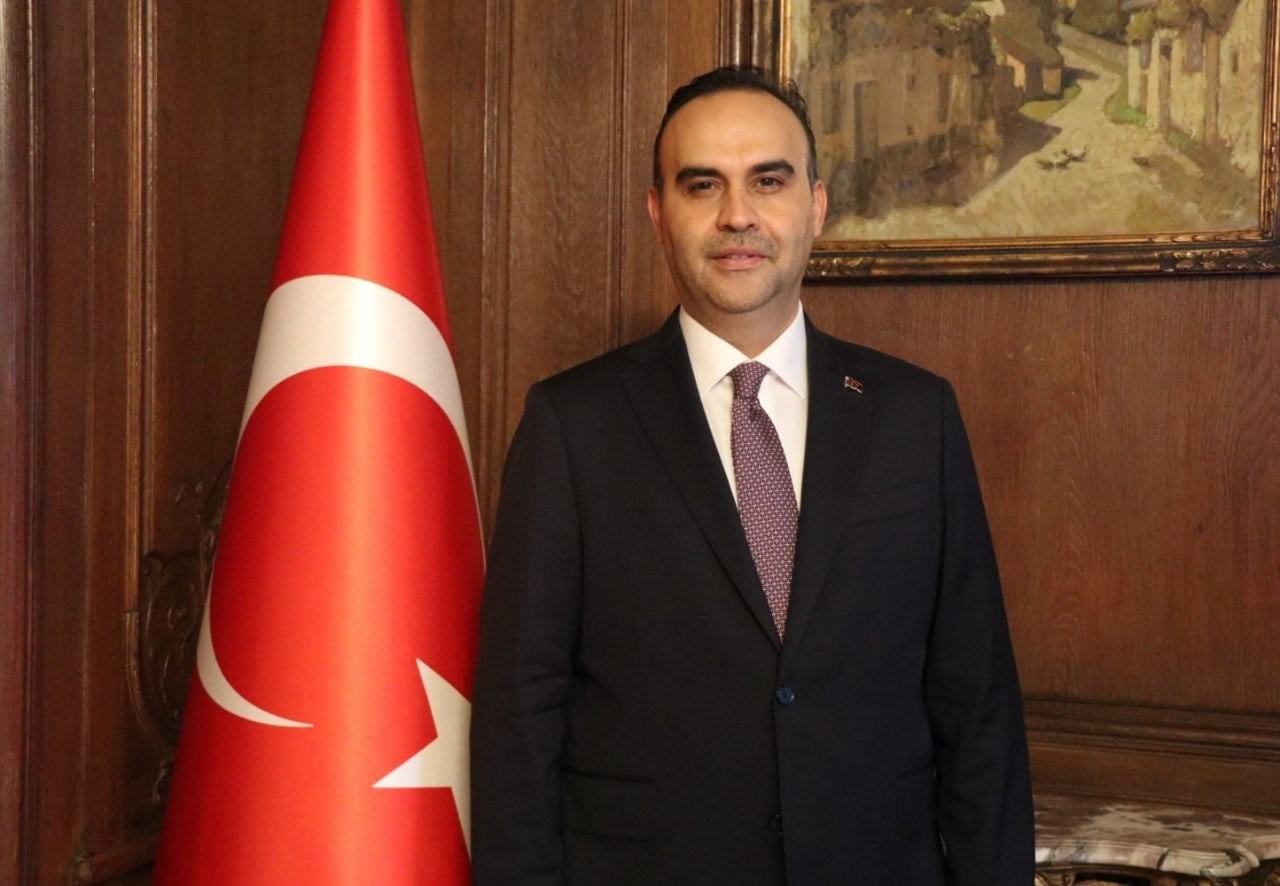 SANAYİ VE TEKNOLOJİ BAKANI MEHMET FATİH KACIR, FRANSA’NIN BAŞKENTİ PARİS’TEKİ TÜRKİYE CUMHURİYETİ...
