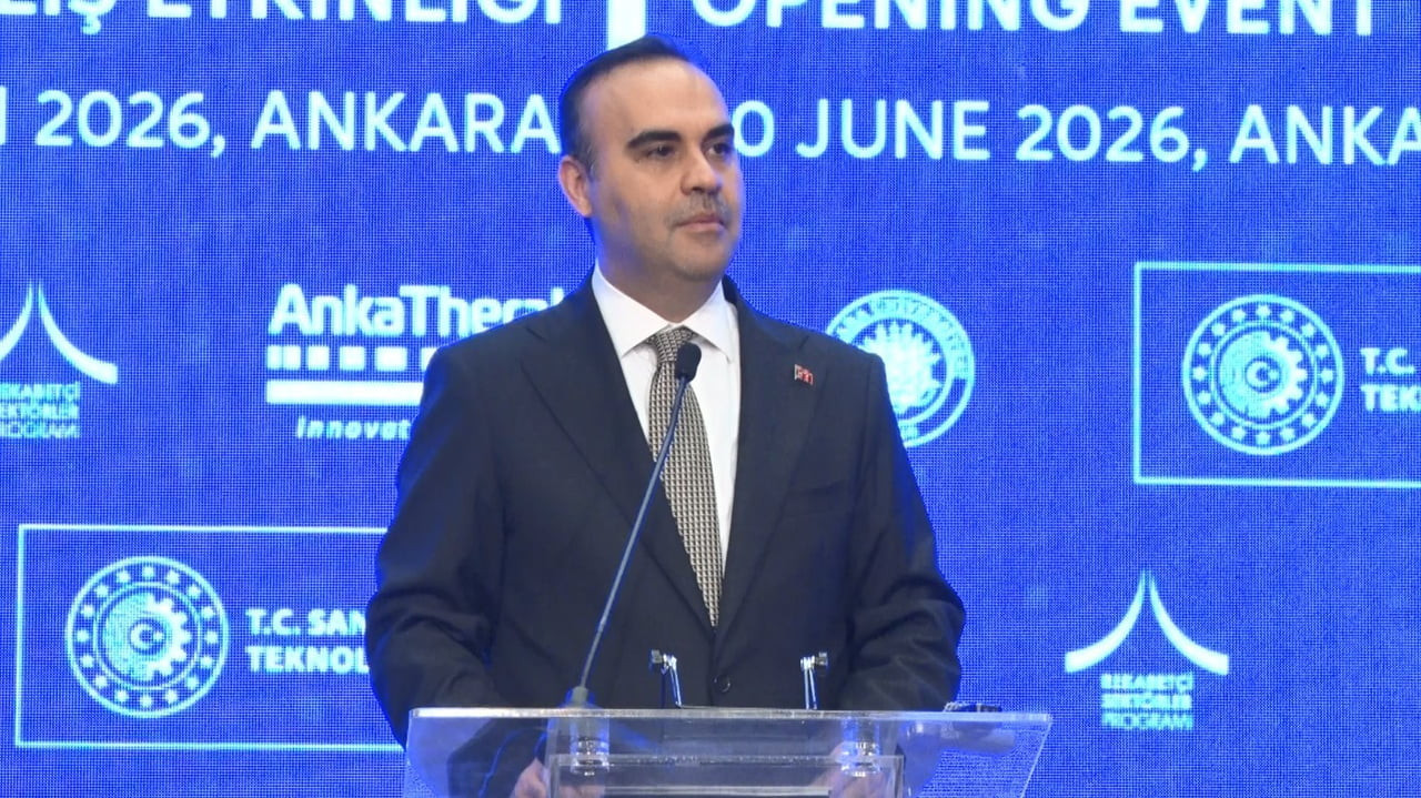 SANAYİ VE TEKNOLOJİ BAKANI MEHMET FATİH KACIR, "SON 1 YILDA SAĞLIK ENDÜSTRİSİNDE 161 YATIRIMA...