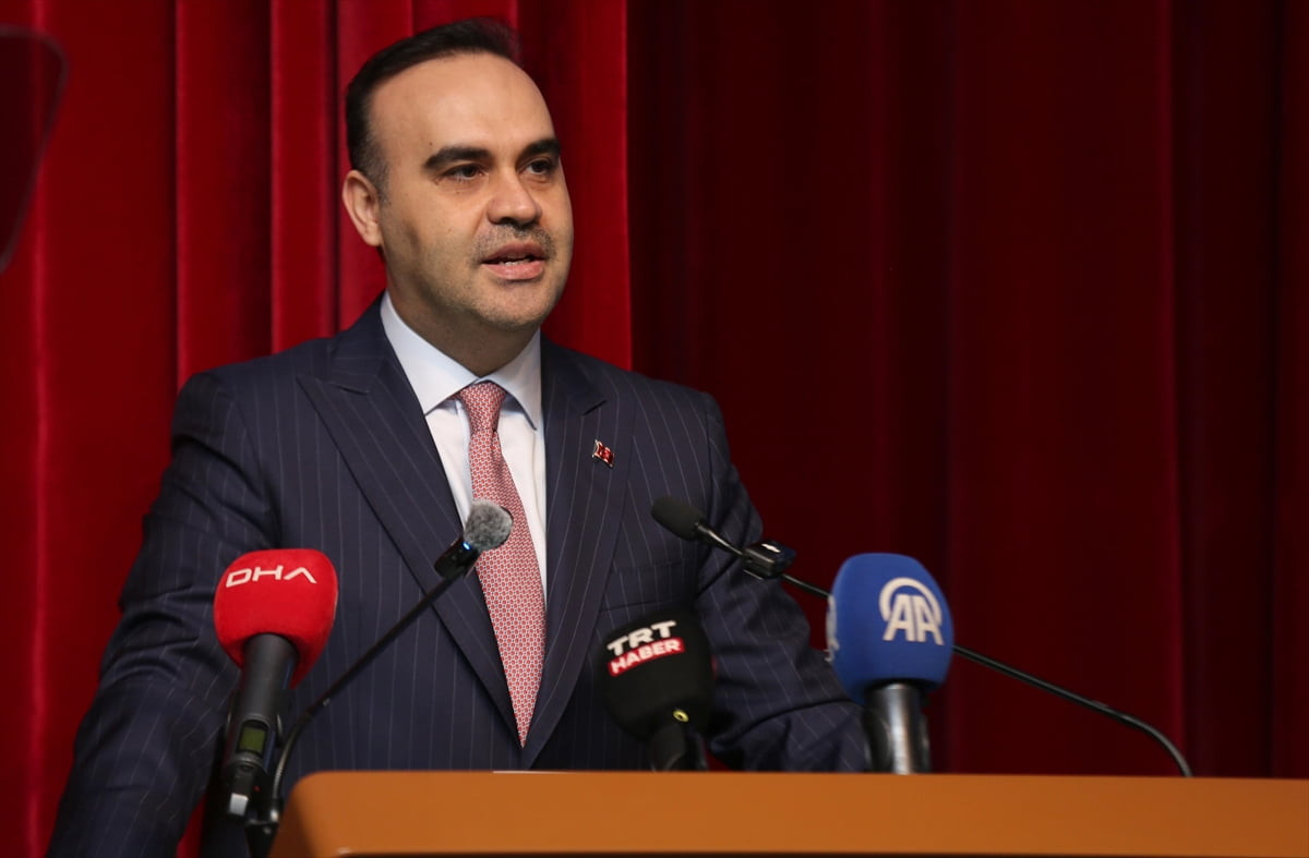 Sanayi ve Teknoloji Bakanı Mehmet Fatih Kacır, Recep Tayyip Erdoğan Üniversitesinin kuruluşunun...