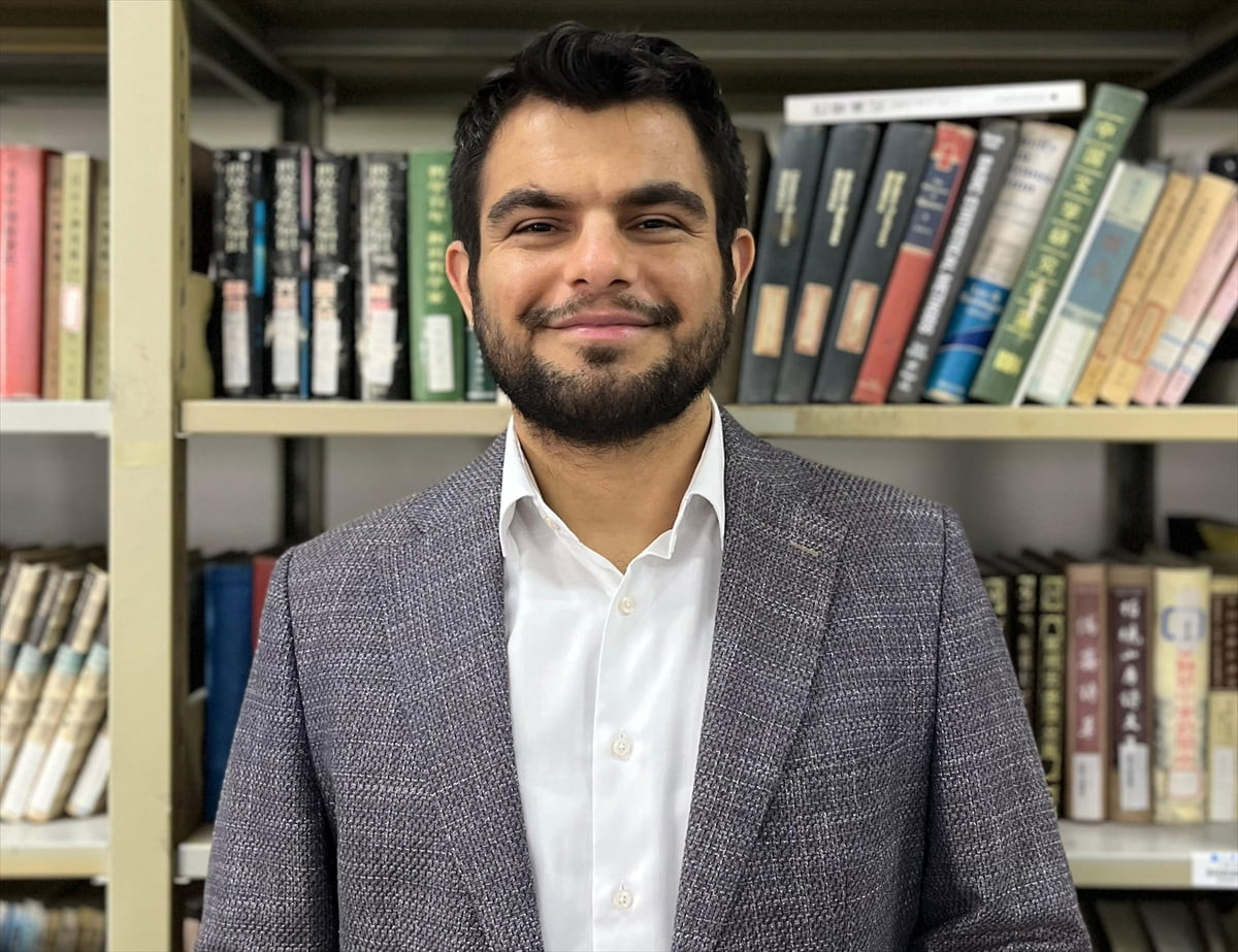 Şanghay Üniversitesinde Afrika-Çin ilişkileri üzerine araştırmalar yapan Dr. Hasan Aydın, Çin ile...