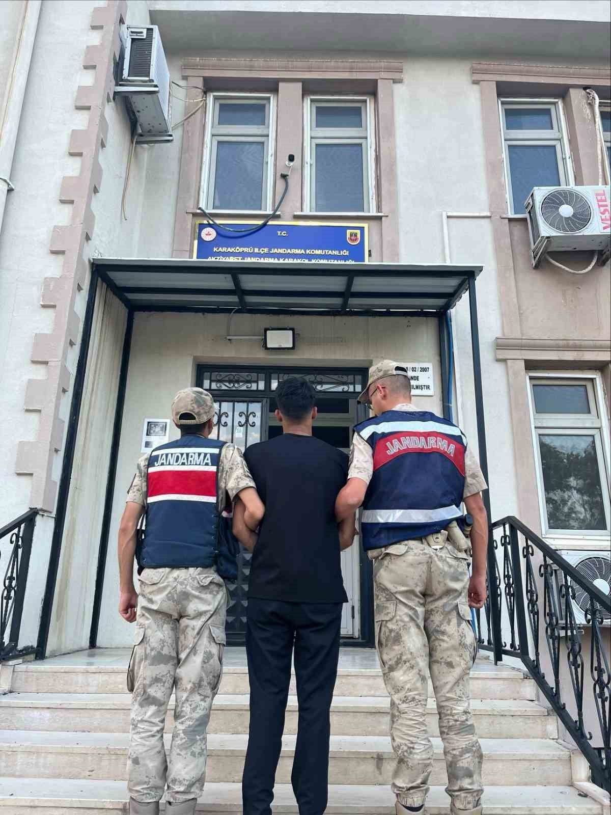 ŞANLIURFA'DA HIRSIZLIK HÜKÜMLÜSÜ YAKALANDI