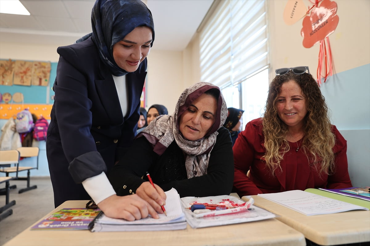 Şanlıurfa'da yaşayan 47 yaşındaki Yüksel ve 44 yaşındaki Zeliha Boğaakça kardeşler, çocukluk...