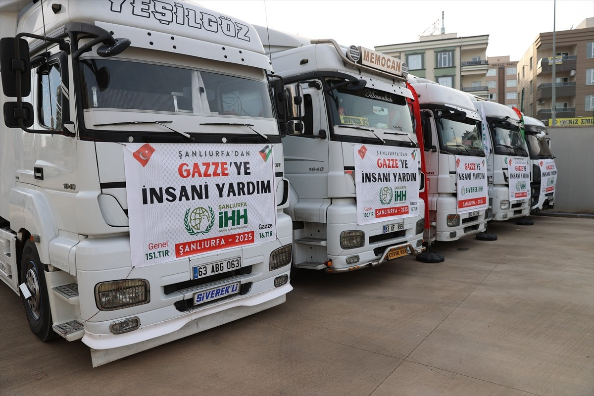 Şanlıurfa'dan Gazze'deki ihtiyaç sahiplerine 5 tır gıda malzemesi gönderildi. İnsan Hak ve...
