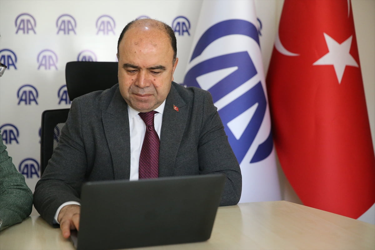 Şanlıurfa'nın Karaköprü ilçesi Belediye Başkanı Nihat Çiftçi, Anadolu Ajansının (AA) gözünden...