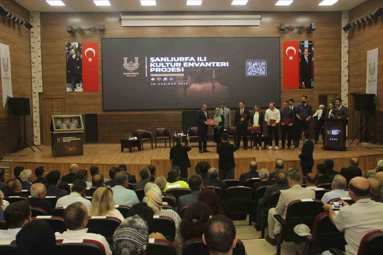 ŞANLIURFA'NIN TARİHİ VE KÜLTÜREL DEĞERLERİNİN BİLİMSEL YÖNTEMLERLE KAYIT ALTINA ALINMASI AMACIYLA...