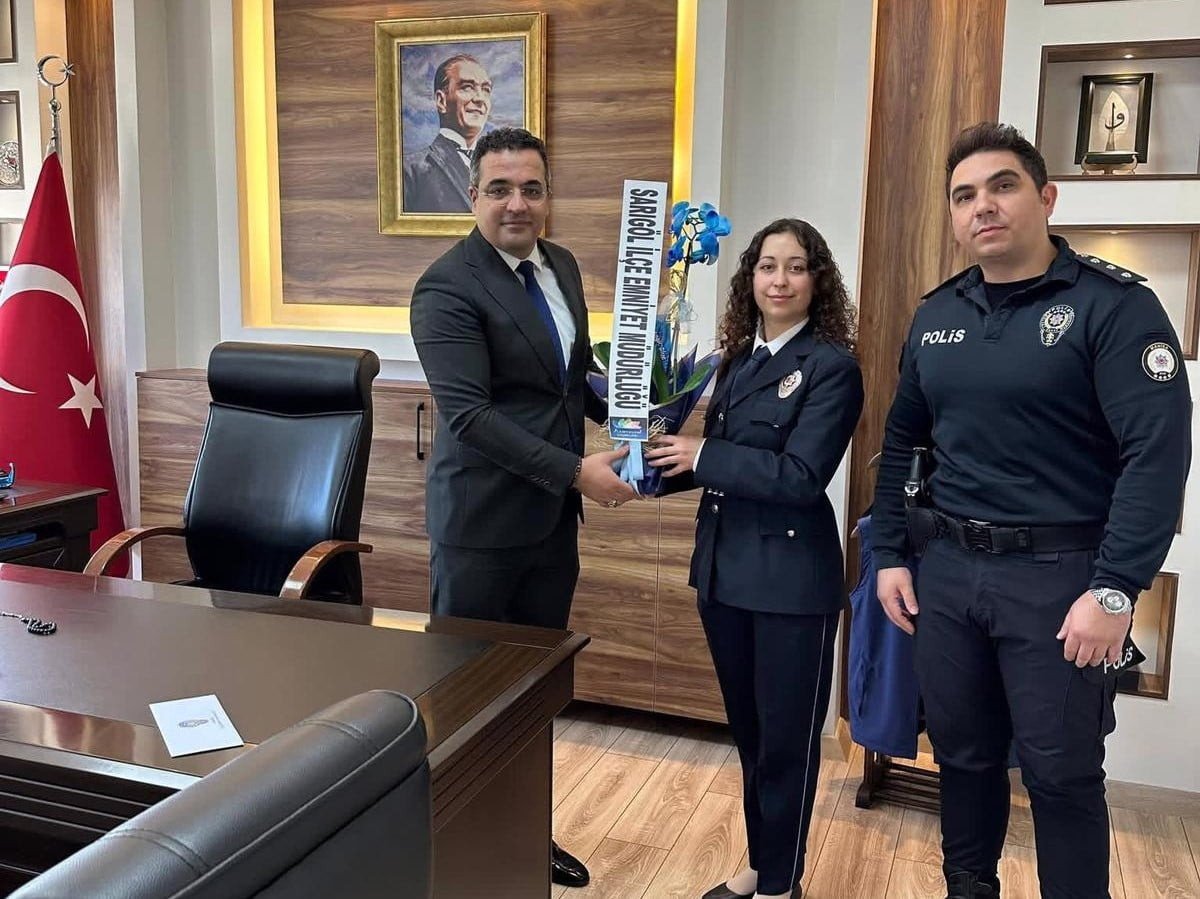 SARIGÖL’DE POLİS HAFTASI KUTLAMALARI KAPSAMINDA İLÇE EMNİYET MÜDÜRLÜĞÜ EKİPLERİ, KAYMAKAM HALİL...