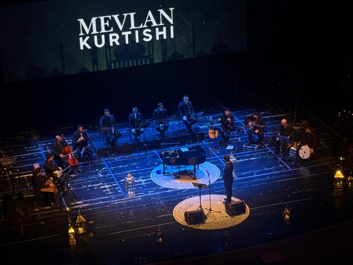 Şarkıcı Mevlan Kurtishi, Türkiye'deki ilk konserini Bursa'da Merinos Atatürk Kongre ve Kültür...