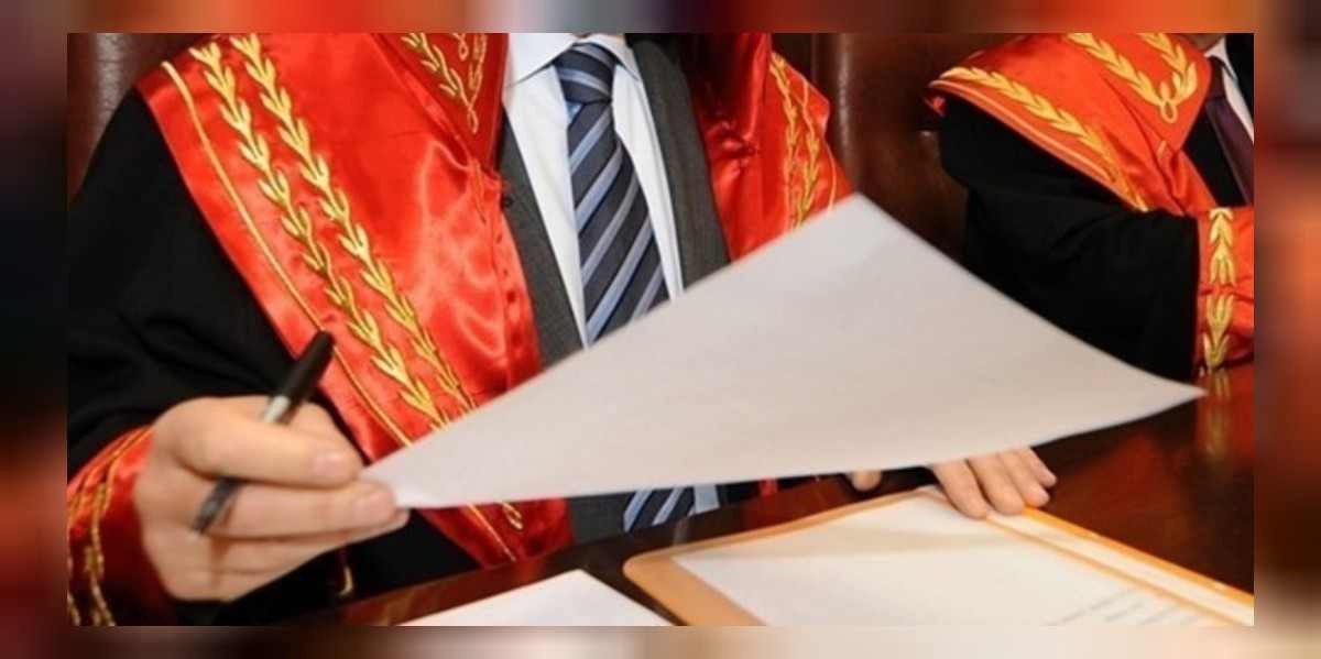 Savcı ne iş yapar, nasıl savcı olunur