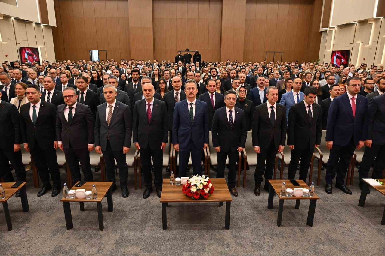 SAVUNMA SANAYİİ AKADEMİSİ'NCE MİLLİ YETKİNLİK HAMLESİ KAPSAMINDA GELİŞTİRİLEN "SAVUNMA SANAYİİ...
