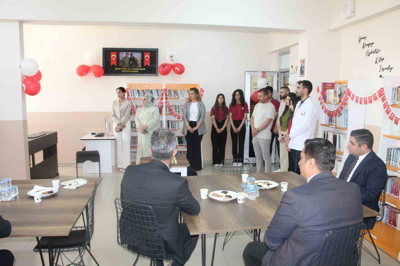 ŞEHİT ÖZEL HAREKAT POLİSİ ALİ KARAPINAR ADINA, ŞIRNAK ANADOLU LİSESİ’NDE KÜTÜPHANE AÇILDI.  ŞIRNAK...