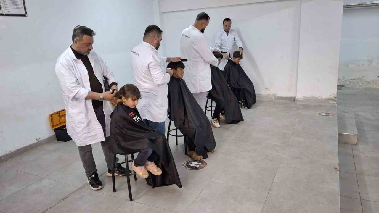 ŞEHİTKAMİL’DEN KÖY OKULLARINDA BAYRAMA YAKIŞAN ANLAMLI ETKİNLİK