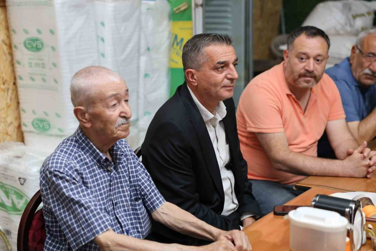 ŞEHZADELER BELEDİYE BAŞKANI HAKAN ŞİMŞEK, MUHARREM MATEMİ DOLAYISIYLA MANİSA CEMEVİ’NDE DÜZENLENEN...