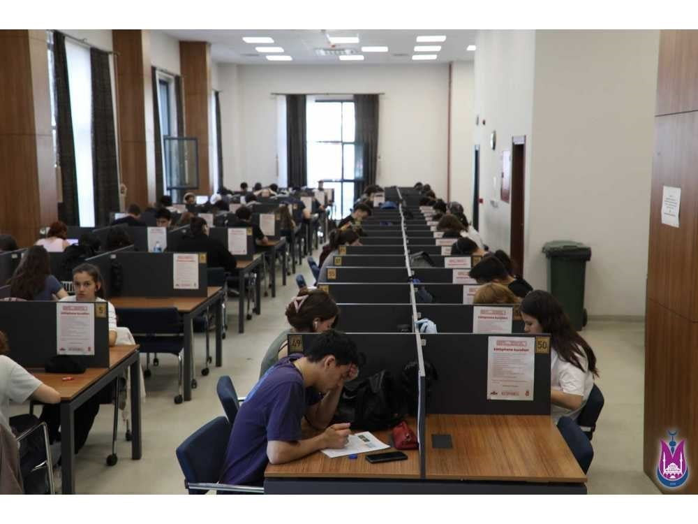 ŞEHZADELER BELEDİYESİ GENÇLİK EVİ KÜTÜPHANESİ, LGS, KPSS, ALES VE TUS’A HAZIRLANAN ÖĞRENCİLER İÇİN...