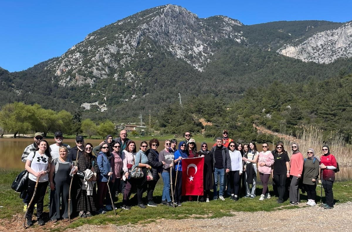 ŞEHZADELER BELEDİYESİ, MANİSA DAĞCILIK SPOR KULÜBÜ İLE BİRLİKTE SÜLÜKLÜGÖL-HAMALIN KIRI PARKURUNDA...