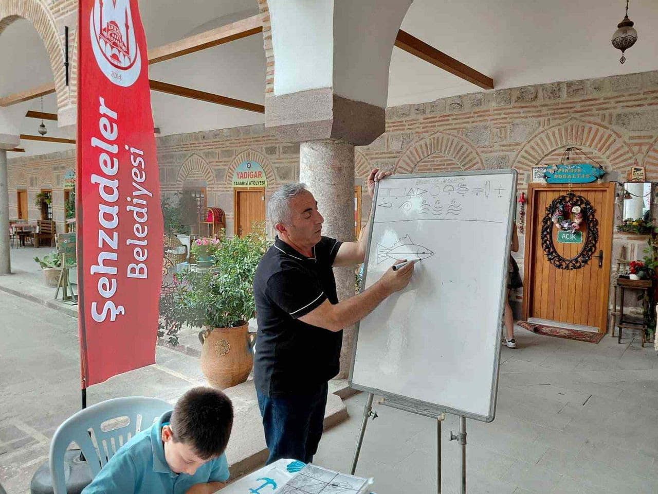 ŞEHZADELER BELEDİYESİ’NİN KÜLTÜR VE SANAT ÇALIŞMALARINA KAZANDIRDIĞI TARİHİ KURŞUNLU HAN, YENİ...