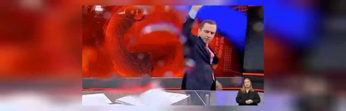 Selçuk Tepeli kovuldu mu?