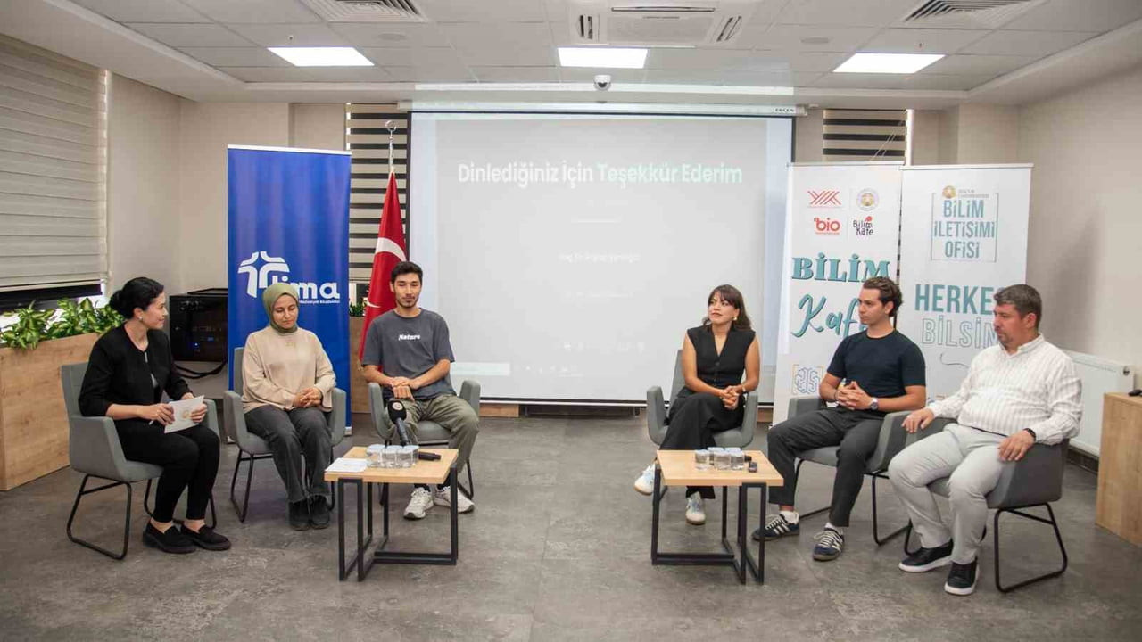 SELÇUK ÜNİVERSİTESİ BİLİM İLETİŞİMİ OFİSİ TARAFINDAN BİLİM KAFE ETKİNLİKLERİ KAPSAMINDA DÜZENLENEN...
