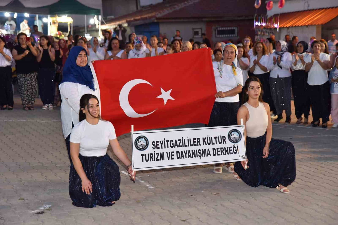 SEYİTGAZİLİLER DERNEĞİ TARAFINDAN DÜZENLENEN ŞALVAR GECESİ, YOĞUN KATILIM VE BÜYÜK COŞKUYLA...