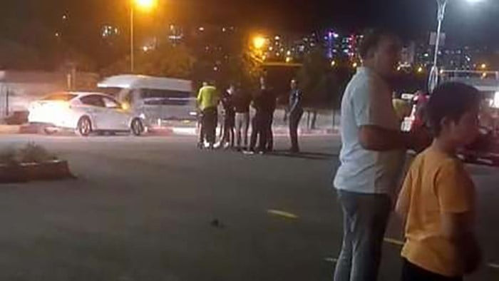 SİİRT-KURTALAN KARA YOLUNDA OTOMOBİLİN ÇARPTIĞI YAŞLI ADAM, KALDIRILDIĞI HASTANEDE HAYATINI...