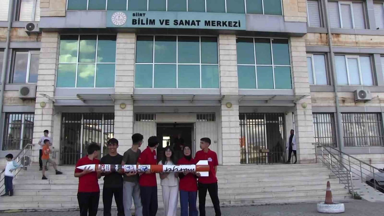 SİİRT’TE MARİFET ROKET TAKIMI BU YILKİ TEKNOFEST’TE BİRİNCİLİK İÇİN YARIŞACAK