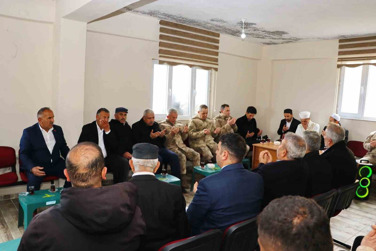 SİİRT’TE ŞEHİTLER SENE-İ DEVRİYELERİNDE DUALARLA ANILDI