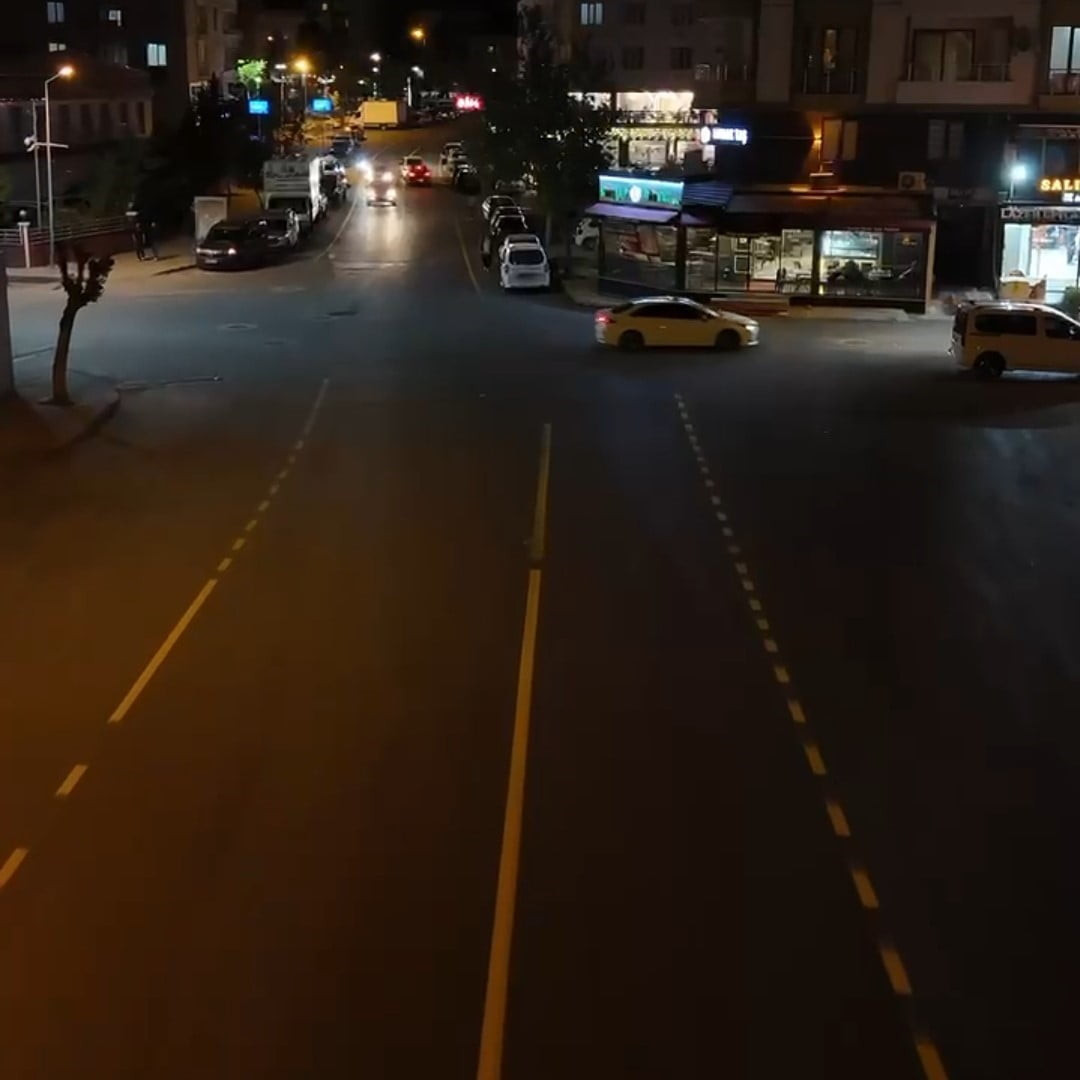SİİRT’TE YOL YENİLEME ÇALIŞMALARI ARALIKSIZ SÜRÜYOR