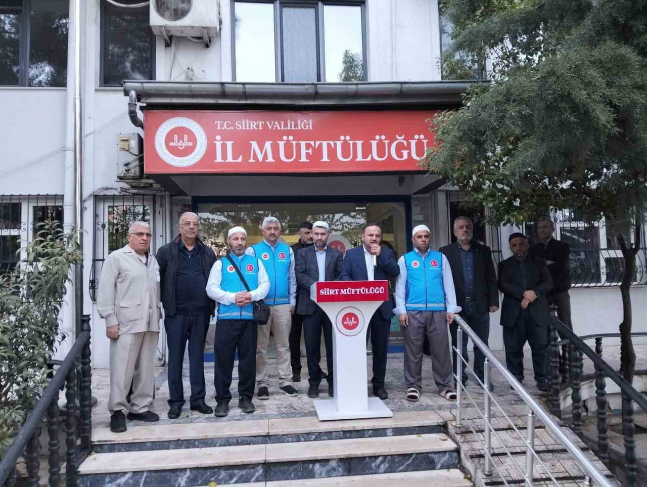 SİİRT’TEN KUTSAL TOPRAKLARA İLK KAFİLE UĞURLANDI