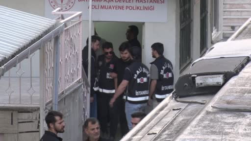 Silivri Belediyesine yönelik 'yolsuzluk' soruşturmasında 17 şüpheli sağlık kontrolünden...