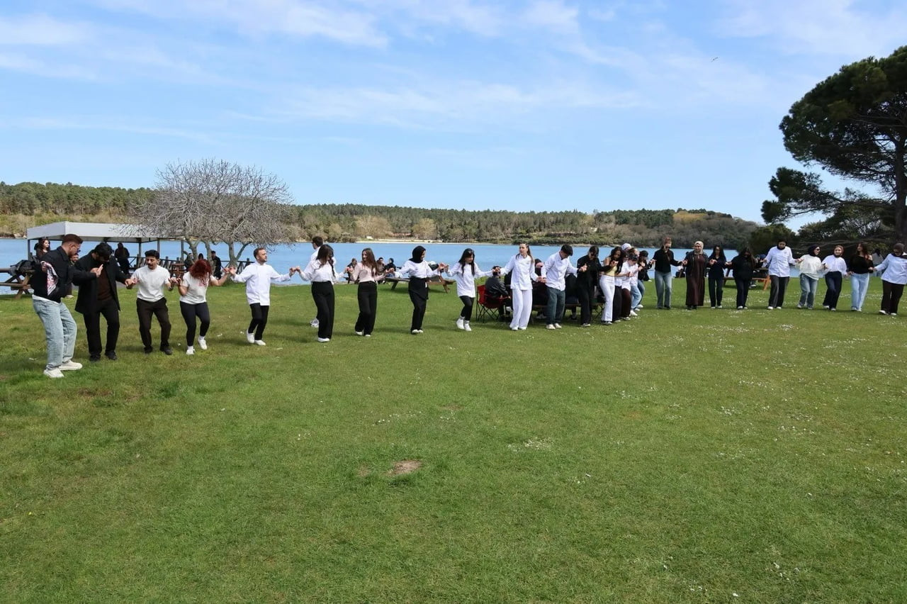 SİNOP ÜNİVERSİTESİ TURİZM FAKÜLTESİ TARAFINDAN TURİZM HAFTASI ETKİNLİKLERİ KAPSAMINDA DÜZENLENEN...