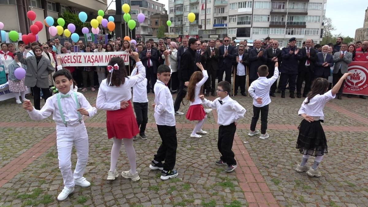 SİNOP’TA 10-16 MAYIS ENGELLİLER HAFTASI KAPSAMINDA DÜZENLENEN ETKİNLİKLER YÜRÜYÜŞ VE ÇEŞİTLİ...